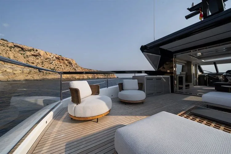 Slide: The Image of 2026 Sunseeker 82 Ocean Enclosed - Image 60 - 60