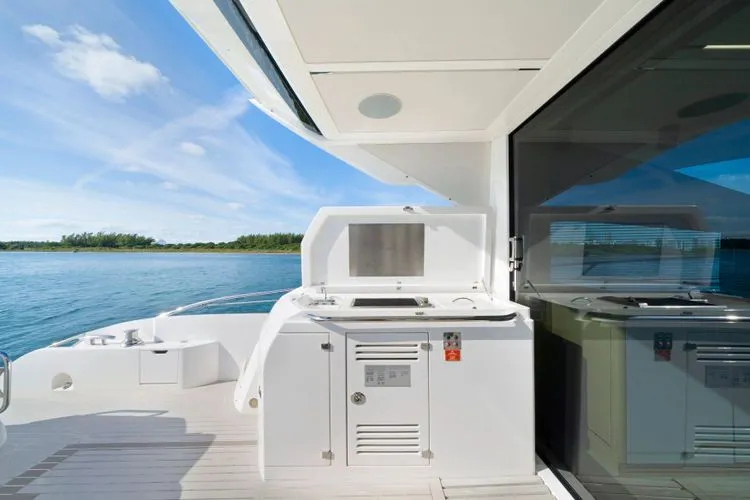 Slide: The Image of 2018 Sunseeker 68 Predator - Image 29 - 29