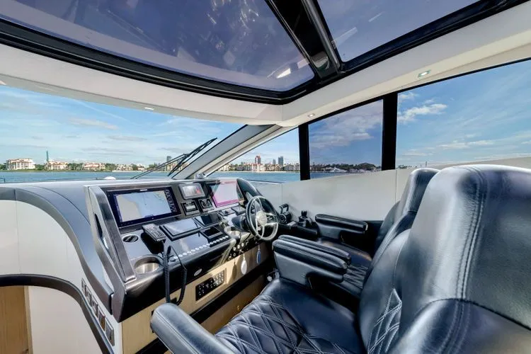 Slide: The Image of 2018 Sunseeker 68 Predator - Image 37 - 37