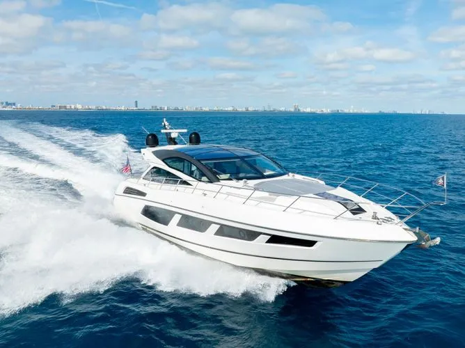 Slide: The Image of 2018 Sunseeker 68 Predator - Image 5 - 5
