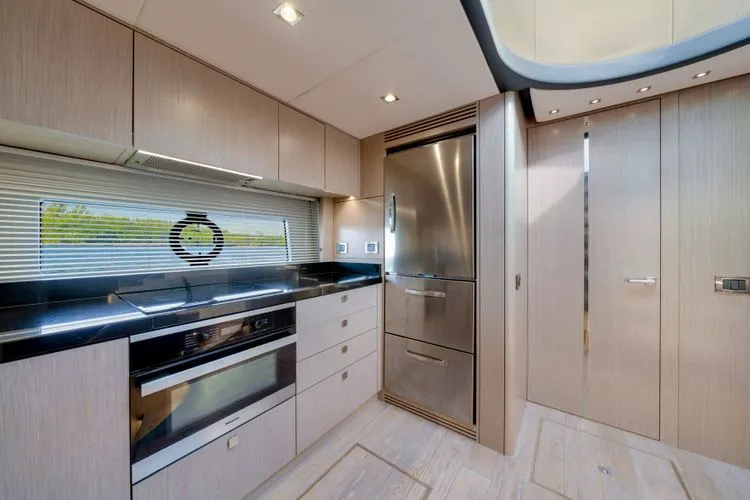 Slide: The Image of 2018 Sunseeker 68 Predator - Image 52 - 52