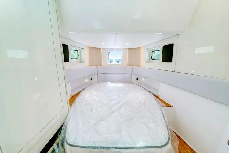 Slide: The Image of 2026 Hcb 56 Suenos Gix - Image 46 - 46