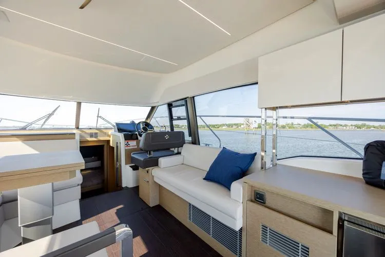 Slide: The Image of 2024 Prestige 420 - Image 25 - 25