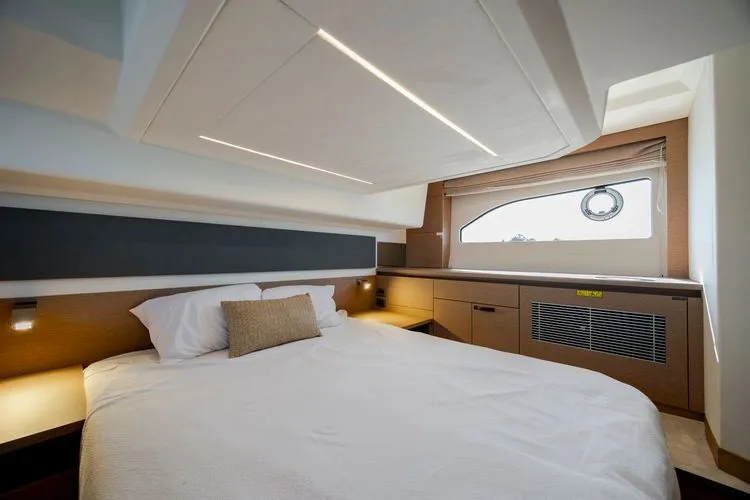 Slide: The Image of 2024 Prestige 420 - Image 45 - 45