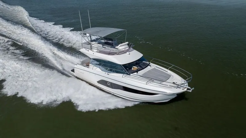 Slide: The Image of 2024 Prestige 420 - Image 6 - 6