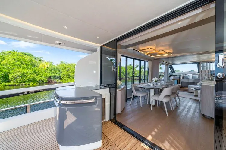 Slide: The Image of 2026 Absolute 70 Fly - Image 17 - 17