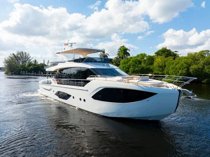 Slide: The Image of 2026 Absolute 70 Fly - Image 3 - 3