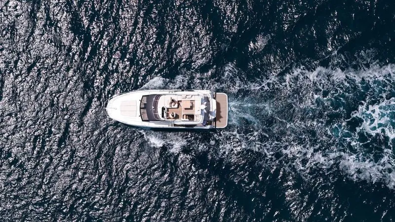 Slide: The Image of 2027 Prestige F4.3 - Image 6 - 6