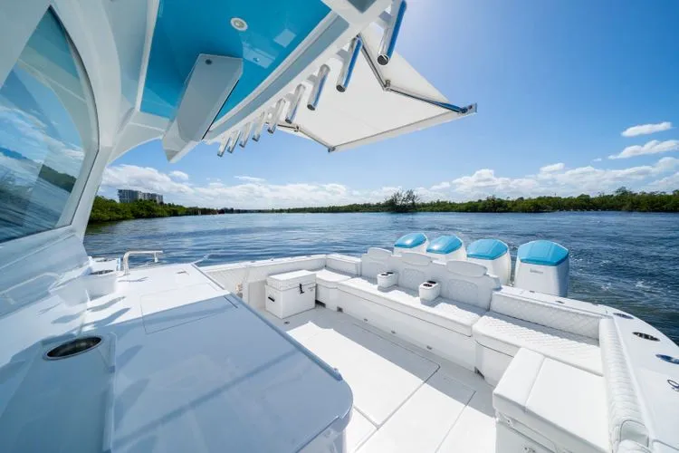 Slide: The Image of 2026 Hcb 48 Campeon - Image 12 - 12