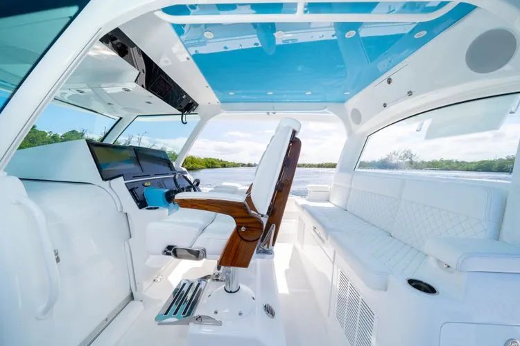 Slide: The Image of 2026 Hcb 48 Campeon - Image 16 - 16