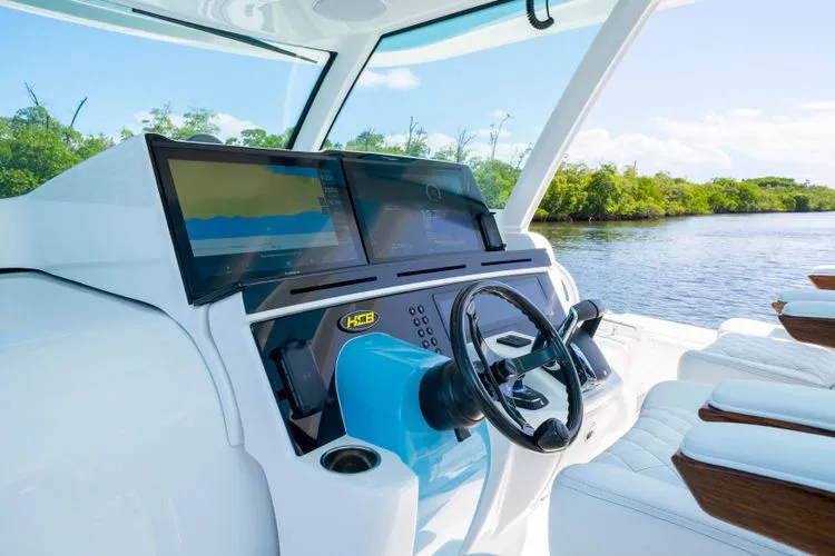 Slide: The Image of 2026 Hcb 48 Campeon - Image 20 - 20