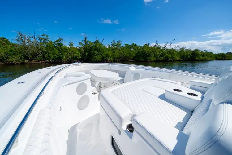 Slide: The Image of 2026 Hcb 48 Campeon - Image 22 - 22