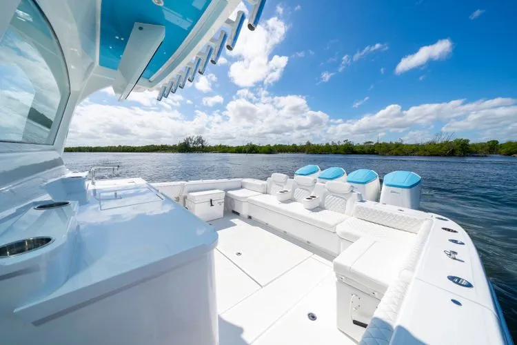 Slide: The Image of 2026 Hcb 48 Campeon - Image 9 - 9