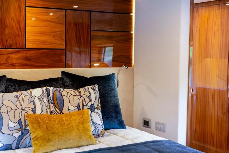 Slide: The Image of 2026 Riviera 6800 Sport Yacht - Image 65 - 65