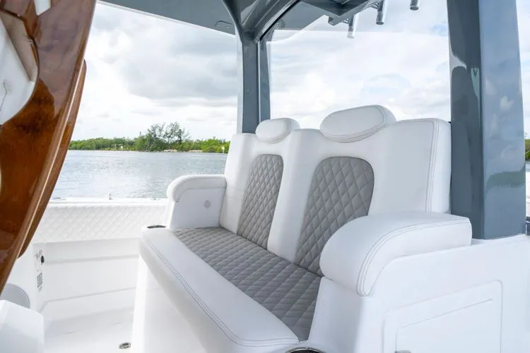 Slide: The Image of 2026 Hcb 42 Lujo - Image 20 - 20