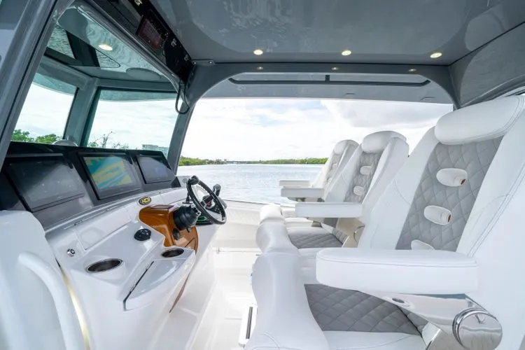 Slide: The Image of 2026 Hcb 42 Lujo - Image 22 - 22