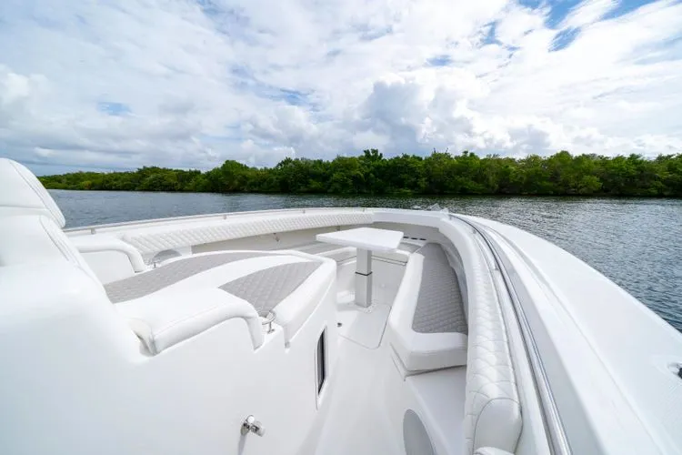 Slide: The Image of 2026 Hcb 42 Lujo - Image 27 - 27