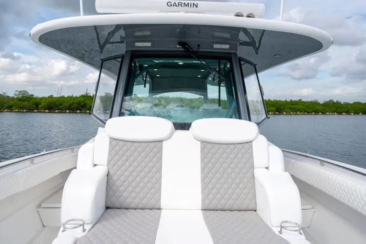 Slide: The Image of 2026 Hcb 42 Lujo - Image 30 - 30