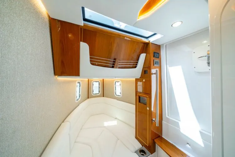 Slide: The Image of 2026 Hcb 42 Lujo - Image 36 - 36