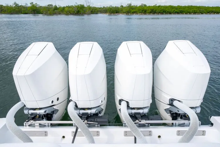 Slide: The Image of 2026 Hcb 42 Lujo - Image 6 - 6