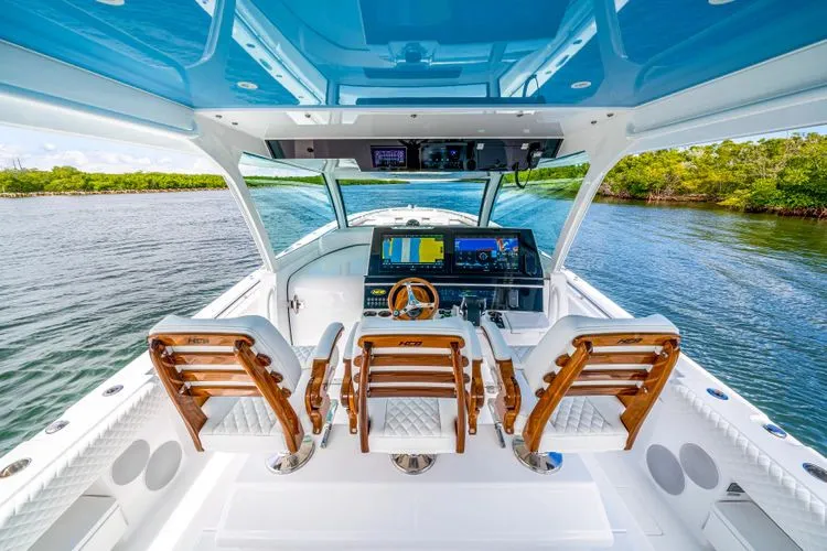 Slide: The Image of 2026 Hcb 56 Suenos Gix - Image 20 - 20