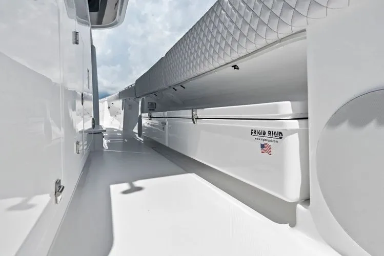 Slide: The Image of 2026 Hcb 56 Suenos Gix - Image 18 - 18