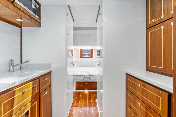 Slide: The Image of 2026 Hcb 56 Suenos Gix - Image 25 - 25