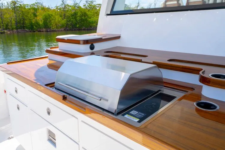 Slide: The Image of 2025 Hcb 65 Estrella - Image 17 - 17