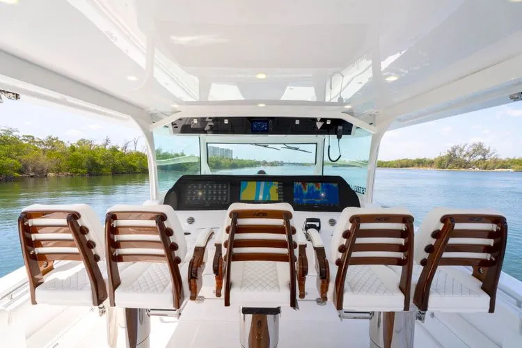 Slide: The Image of 2025 Hcb 65 Estrella - Image 24 - 24