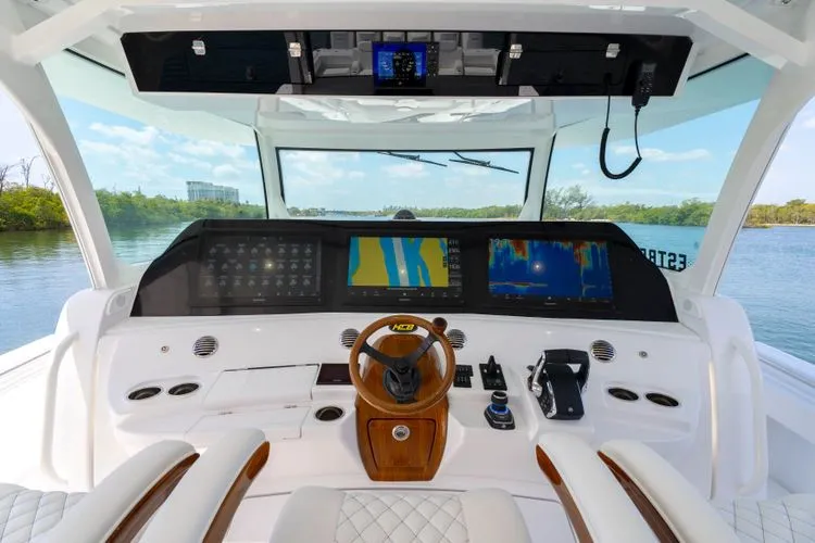 Slide: The Image of 2025 Hcb 65 Estrella - Image 27 - 27