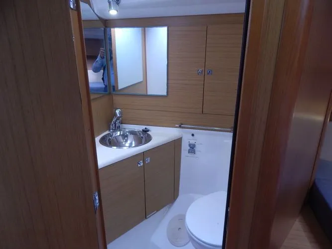 Slide: The Image of 2010 Jeanneau Sun Odyssey 50 Ds - Image 34 - 34