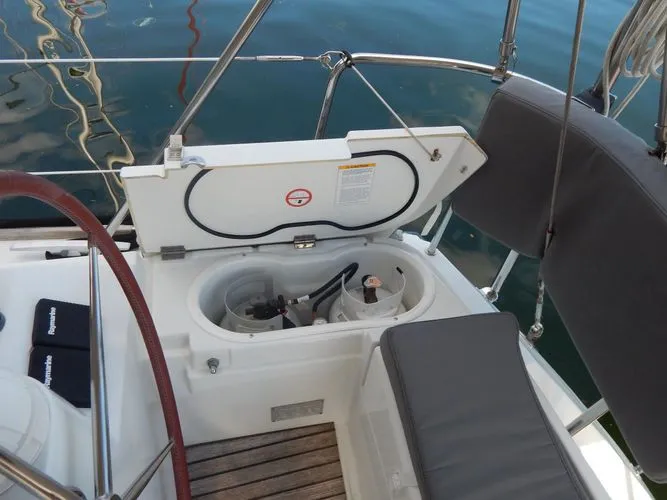 Slide: The Image of 2010 Jeanneau Sun Odyssey 50 Ds - Image 42 - 42