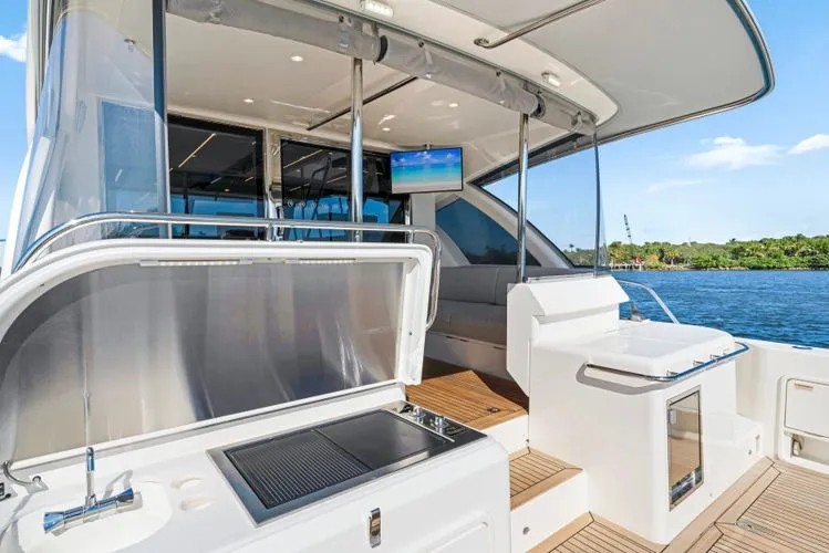 Slide: The Image of 2026 Riviera 50 Sports Motor Yacht - Image 17 - 17