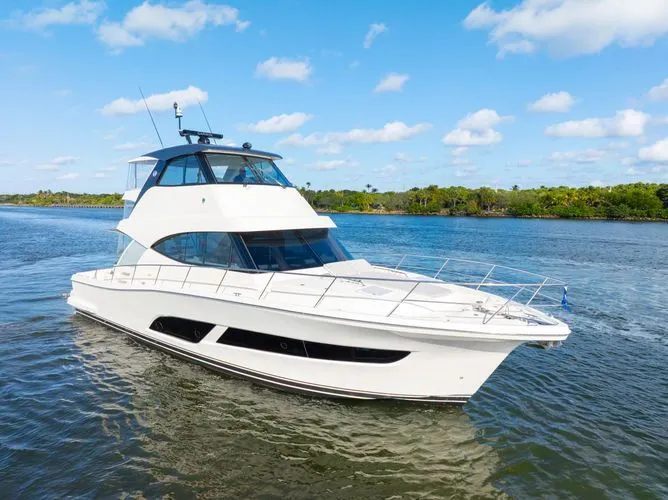 Slide: The Image of 2026 Riviera 50 Sports Motor Yacht - Image 7 - 7