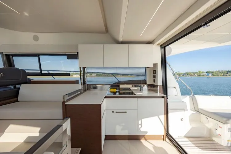 Slide: The Image of 2024 Prestige 460 - Image 26 - 26