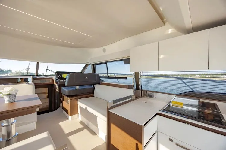 Slide: The Image of 2024 Prestige 460 - Image 30 - 30