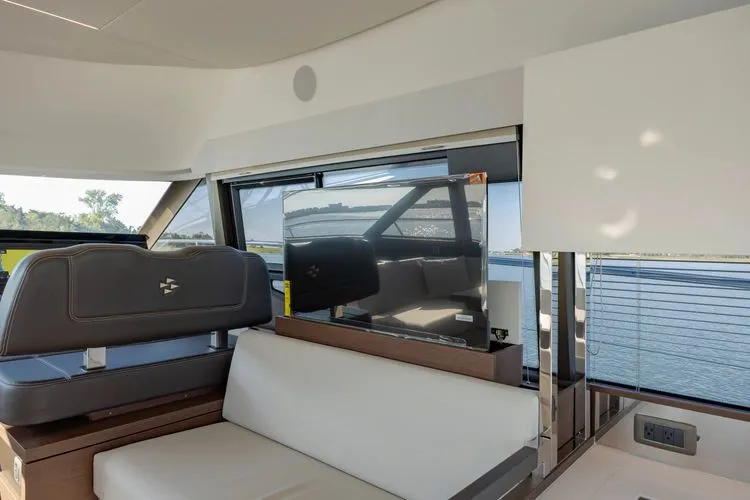 Slide: The Image of 2024 Prestige 460 - Image 31 - 31