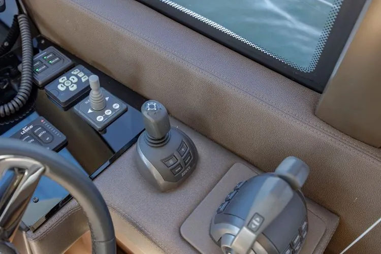 Slide: The Image of 2024 Prestige 460 - Image 36 - 36