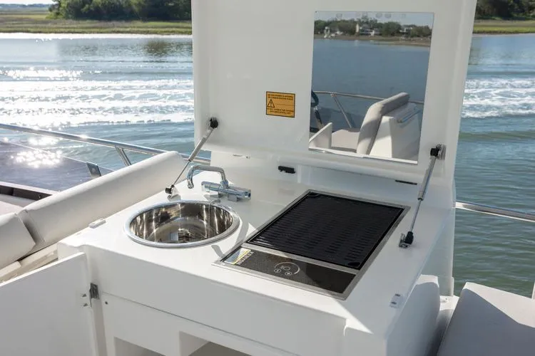 Slide: The Image of 2024 Prestige 460 - Image 62 - 62