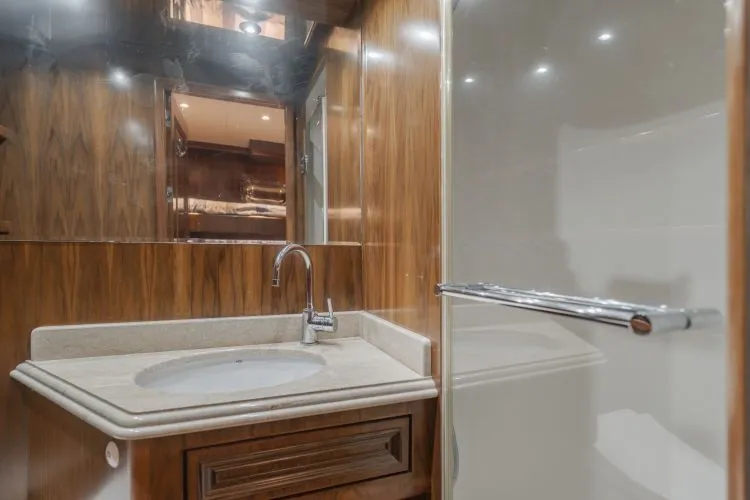 Slide: The Image of 2011 President Sterling Tri-deck - Image 40 - 40