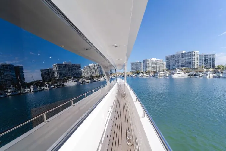 Slide: The Image of 2011 President Sterling Tri-deck - Image 71 - 71