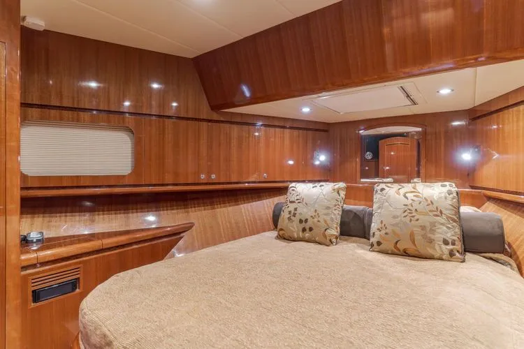 Slide: The Image of 2011 Hampton 620 Pilothouse - Image 28 - 28