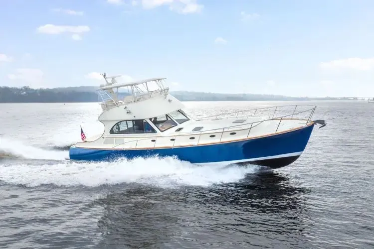 Slide: The Image of 2006 Hinckley Talaria 55 Fb - Image 2 - 2