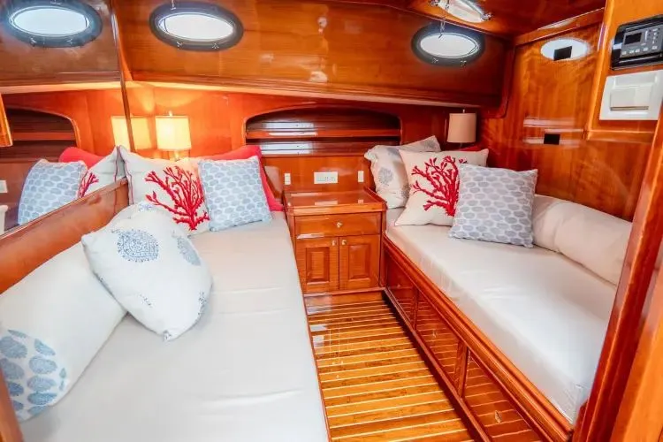 Slide: The Image of 2006 Hinckley Talaria 55 Fb - Image 20 - 20