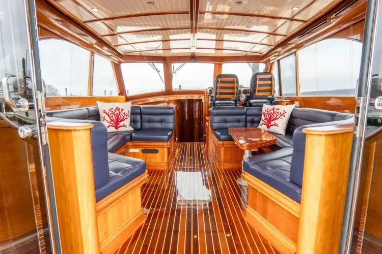 Slide: The Image of 2006 Hinckley Talaria 55 Fb - Image 30 - 30