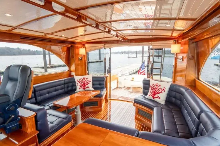 Slide: The Image of 2006 Hinckley Talaria 55 Fb - Image 33 - 33