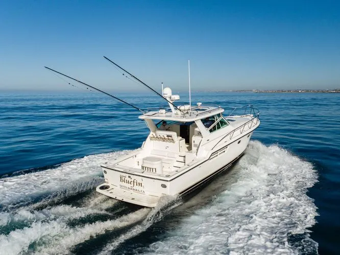 Slide: The Image of 2000 Tiara Yachts 4100 Open - Image 14 - 14