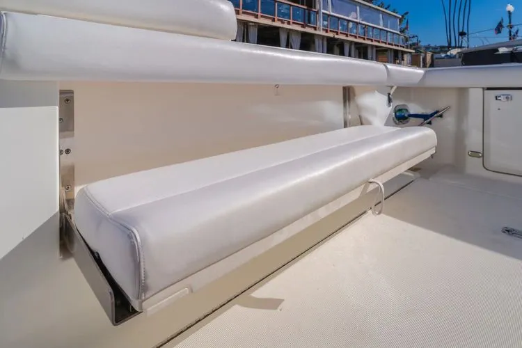 Slide: The Image of 2000 Tiara Yachts 4100 Open - Image 27 - 27