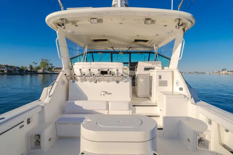 Slide: The Image of 2000 Tiara Yachts 4100 Open - Image 28 - 28