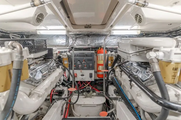 Slide: The Image of 2000 Tiara Yachts 4100 Open - Image 37 - 37